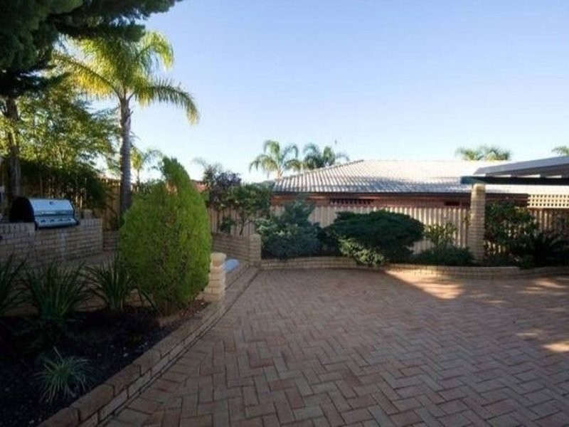 11 TUNIS PLACE, Coogee WA 6166