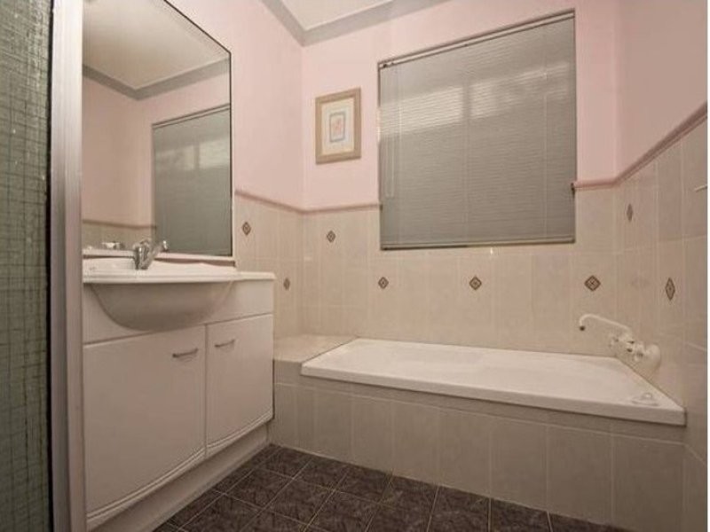 11 TUNIS PLACE, Coogee WA 6166
