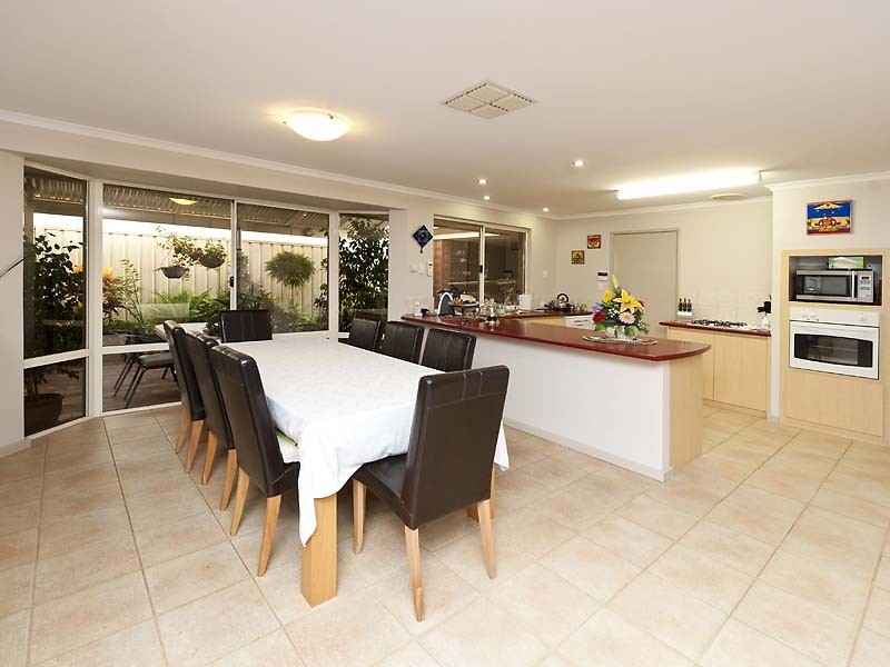 83 Lydon Boulevard, Atwell WA 6164