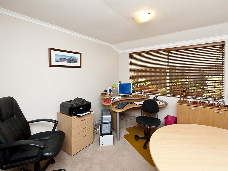 83 Lydon Boulevard, Atwell WA 6164