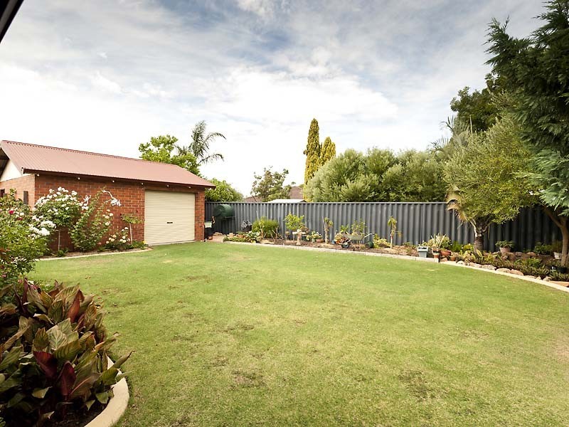 83 Lydon Boulevard, Atwell WA 6164