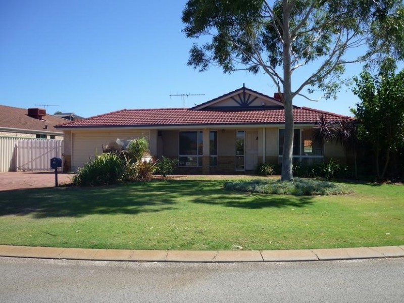 15 Kotisina Gardens, Munster WA 6166