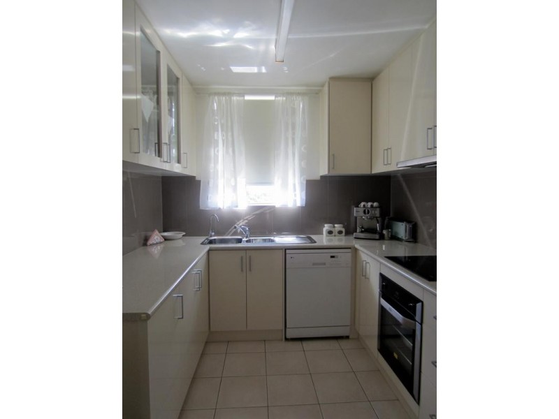 86/16 Leeder Street, Glendalough WA 6016