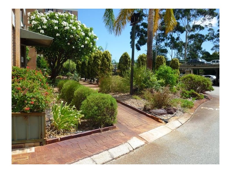 86/16 Leeder Street, Glendalough WA 6016