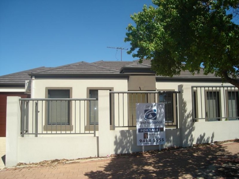 1/1 Dodd Street, Hamilton Hill WA 6163