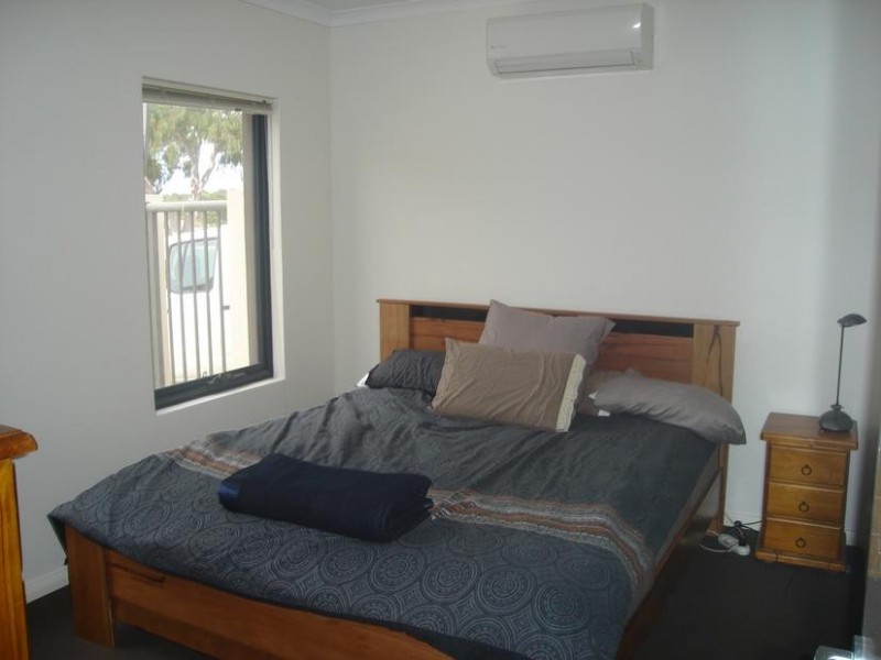 1/1 Dodd Street, Hamilton Hill WA 6163