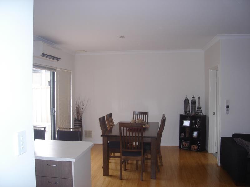 1/1 Dodd Street, Hamilton Hill WA 6163