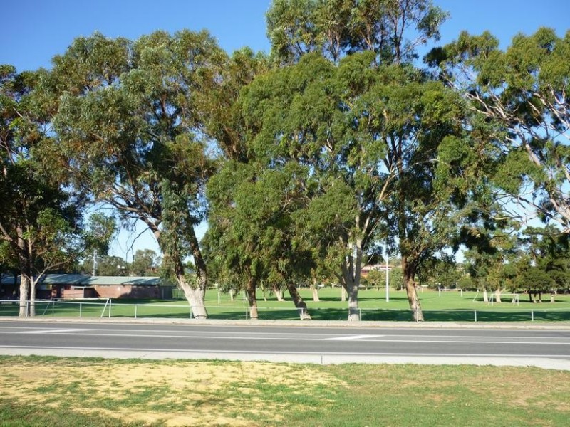 147 Hamilton Road, Spearwood WA 6163