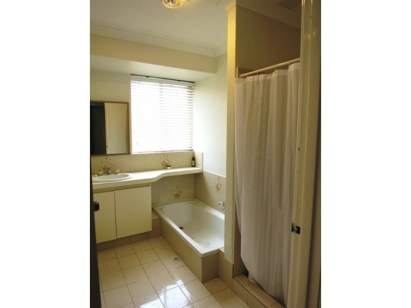 9 Chaucer Close, Spearwood WA 6163