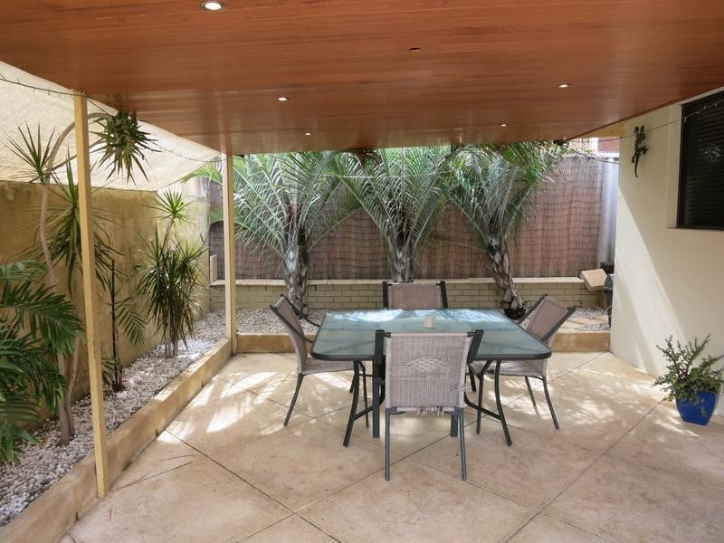 9 Chaucer Close, Spearwood WA 6163