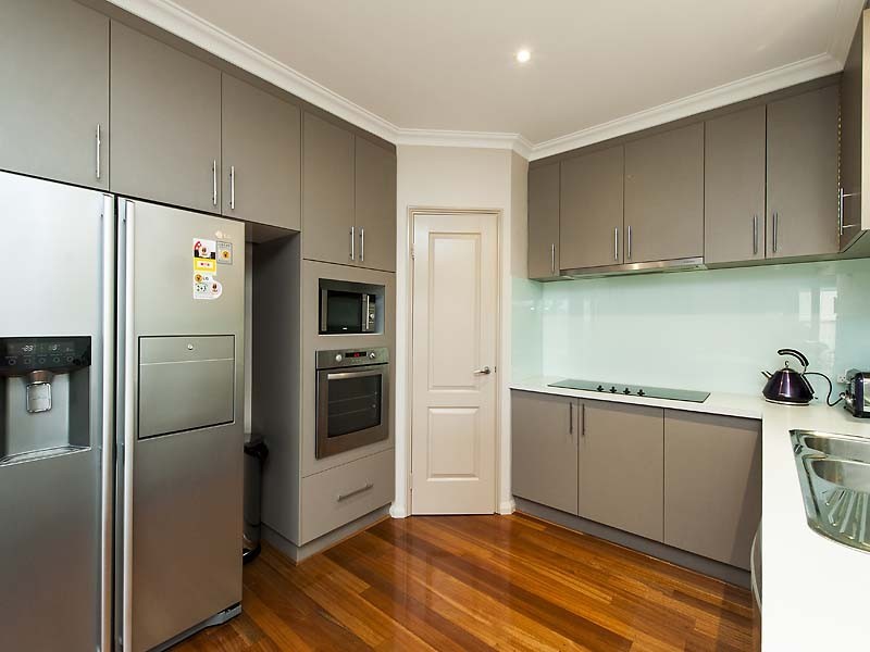 17 Separovich Way, Spearwood WA 6163
