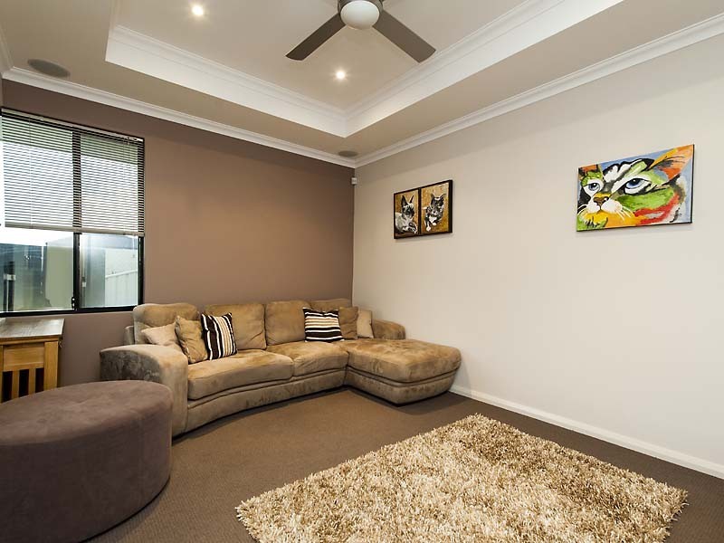 17 Separovich Way, Spearwood WA 6163