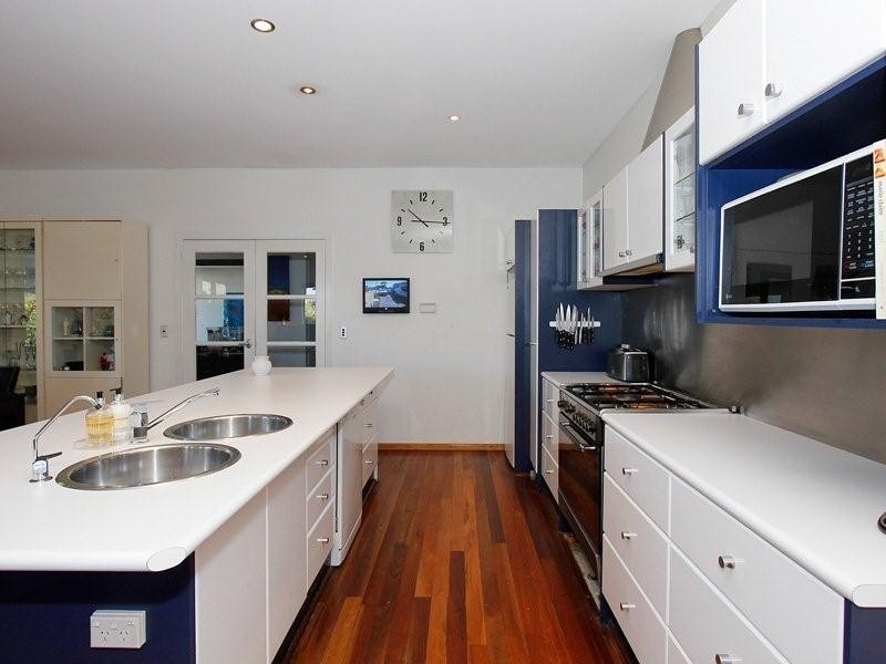 11A Beach Street, Coogee WA 6166