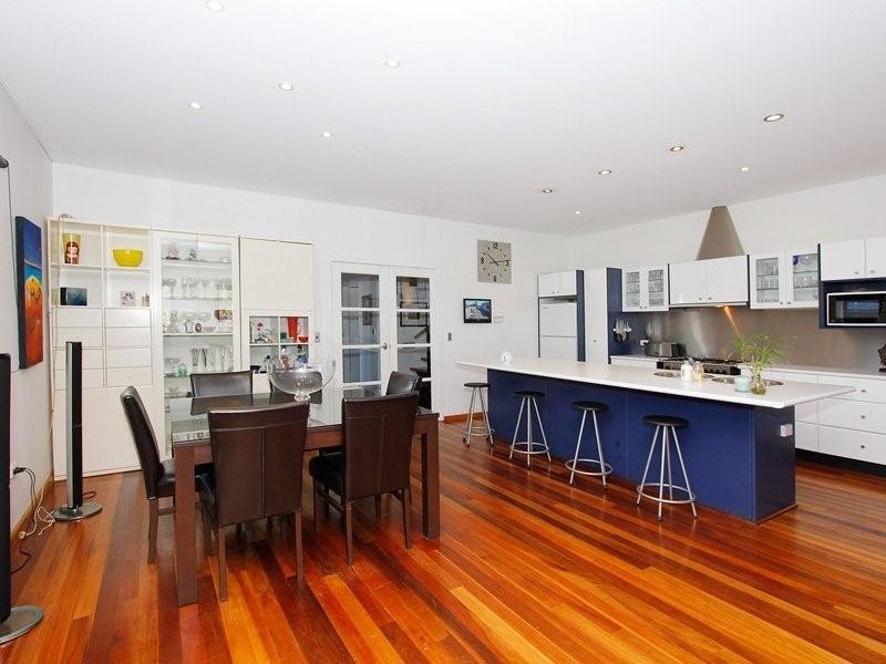11A Beach Street, Coogee WA 6166