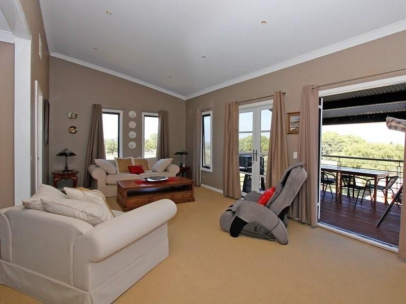 11A Beach Street, Coogee WA 6166