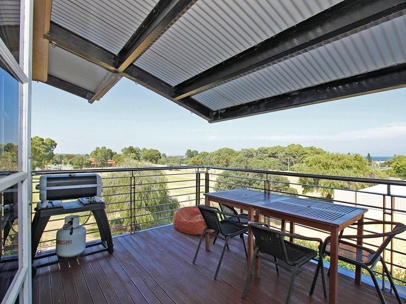 11A Beach Street, Coogee WA 6166