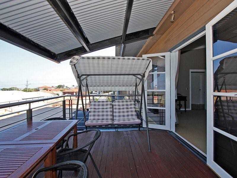 11A Beach Street, Coogee WA 6166