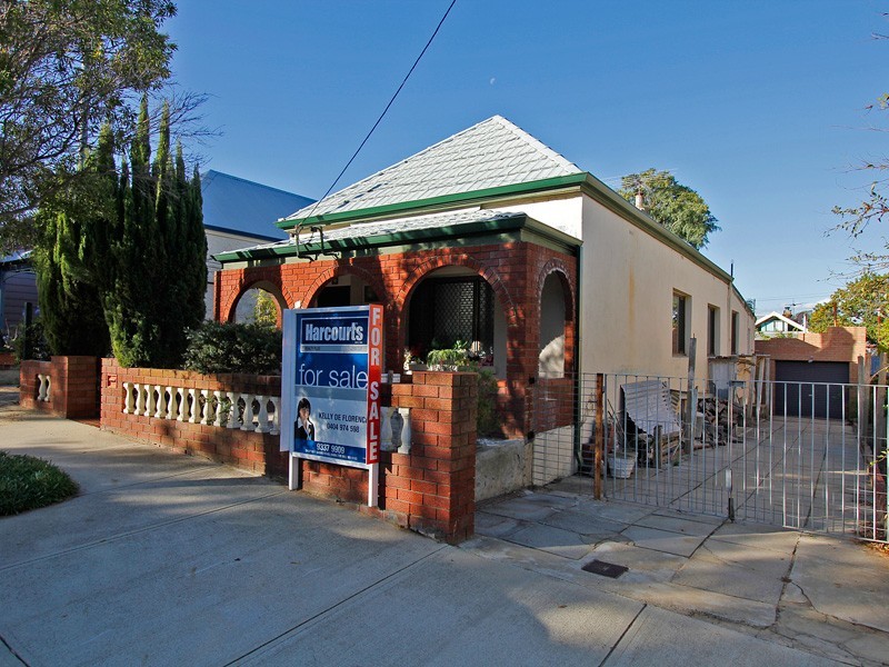 10 Wright Street, White Gum Valley WA 6162