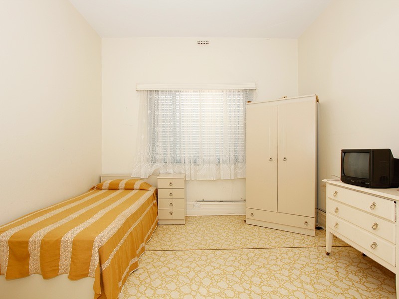 10 Wright Street, White Gum Valley WA 6162