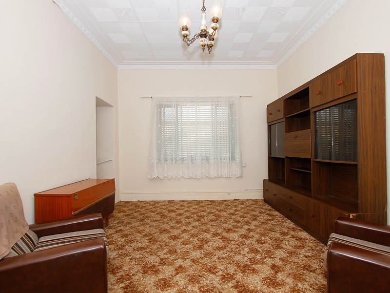 10 Wright Street, White Gum Valley WA 6162