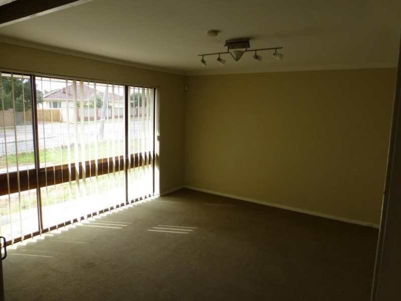 65 Forrest Road, Hamilton Hill WA 6163