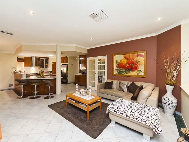 60 Duchart Way, Coogee WA 6166