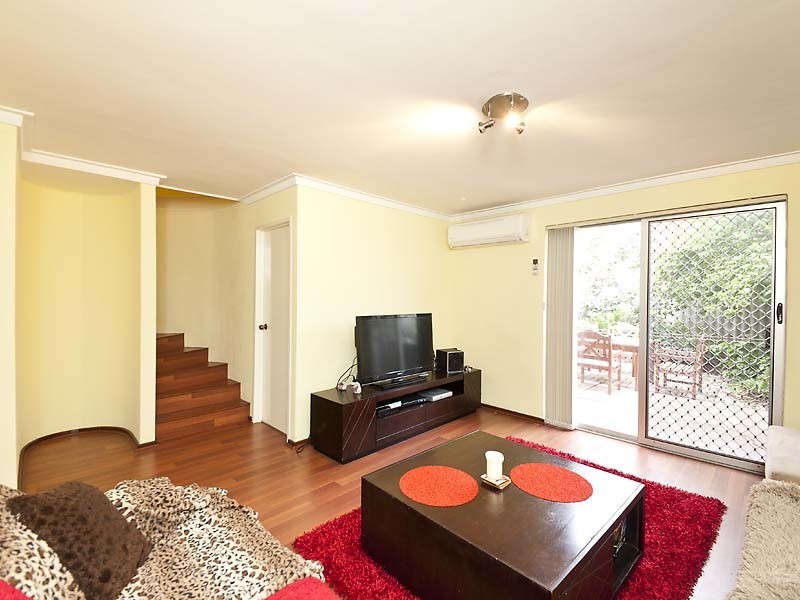 16/1 Wylie Place, Leederville WA 6007