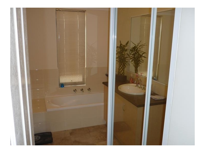 4D Salina Way, Yangebup WA 6164