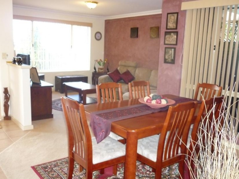 2/26 Gumina Place, Munster WA 6166