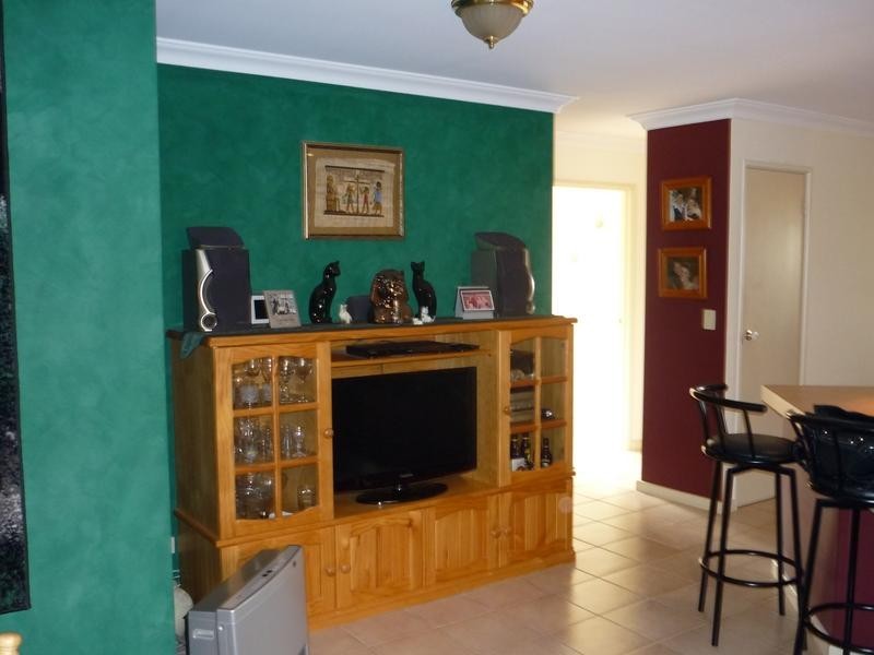 2/26 Gumina Place, Munster WA 6166