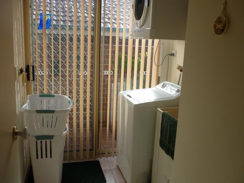 2/26 Gumina Place, Munster WA 6166