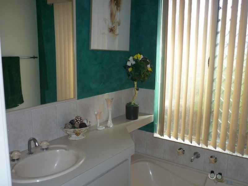 2/26 Gumina Place, Munster WA 6166