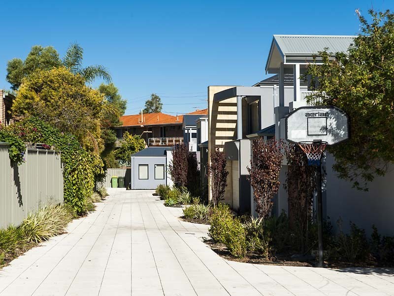 5-51 Wray Avenue, Fremantle WA 6160