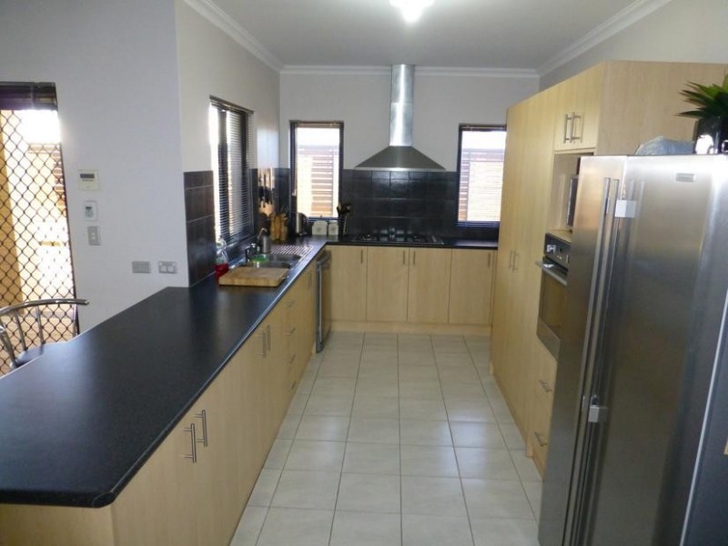 14 Nankeen Elbow, Beeliar WA 6164