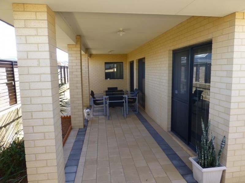 14 Nankeen Elbow, Beeliar WA 6164