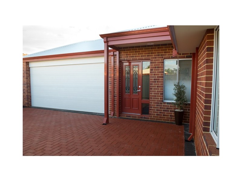 14A Derinton Way, Hamilton Hill WA 6163