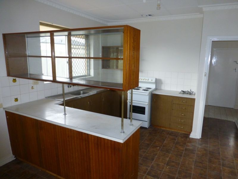 7B Bardolph Street, Spearwood WA 6163