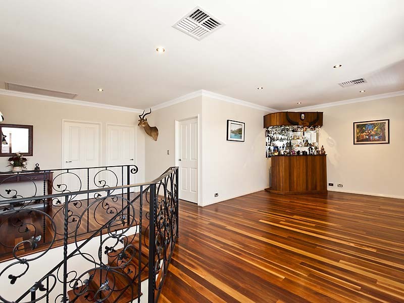 319A HAMILTON ROAD, Coogee WA 6166