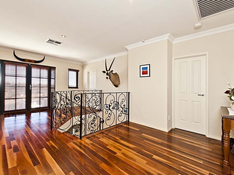 319A HAMILTON ROAD, Coogee WA 6166