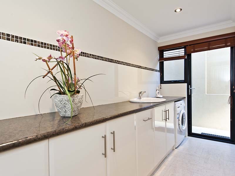 319A HAMILTON ROAD, Coogee WA 6166