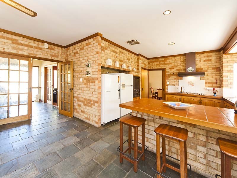 66 Turfan Way, Munster WA 6166