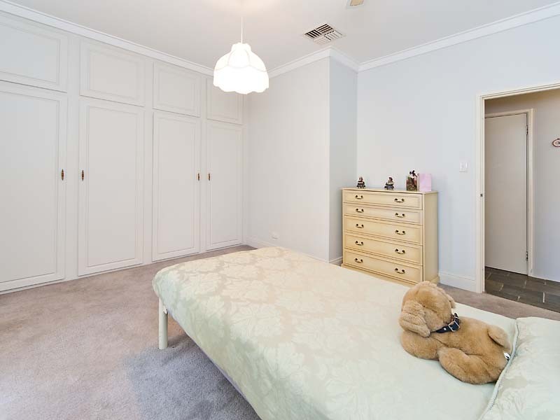 66 Turfan Way, Munster WA 6166