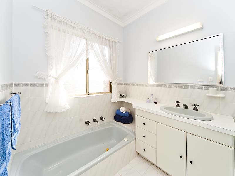 66 Turfan Way, Munster WA 6166