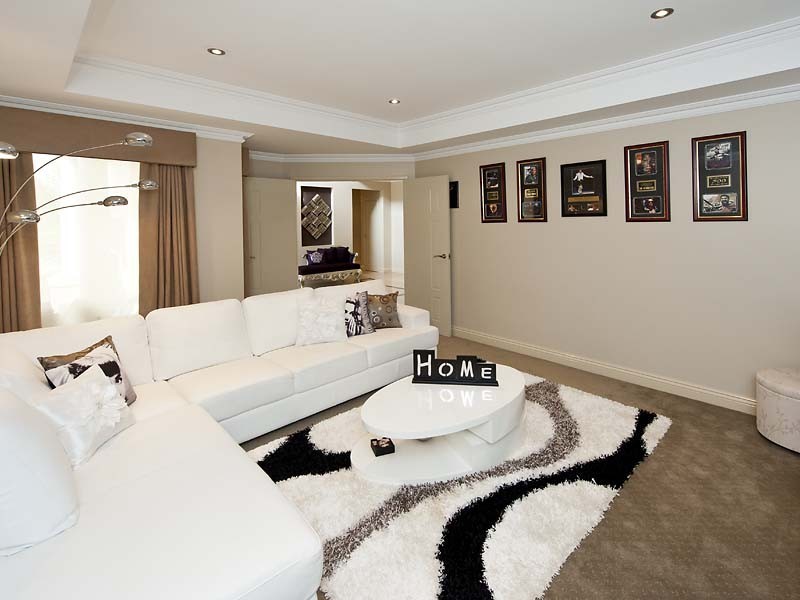 1 LUSCOMBE WAY, Coogee WA 6166