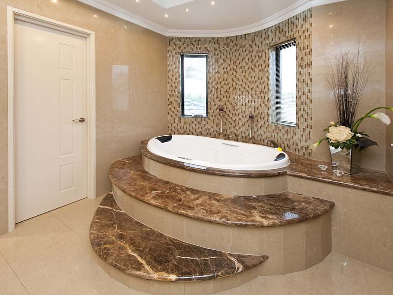 1 LUSCOMBE WAY, Coogee WA 6166