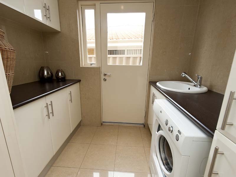 1 LUSCOMBE WAY, Coogee WA 6166