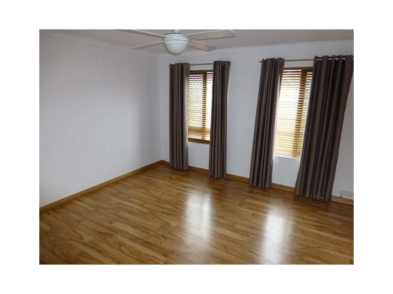 3B Campion Close, Spearwood WA 6163