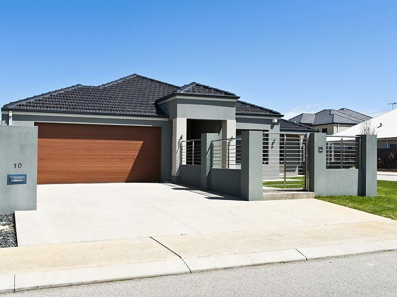 10 Hamelin Drive, Munster WA 6166