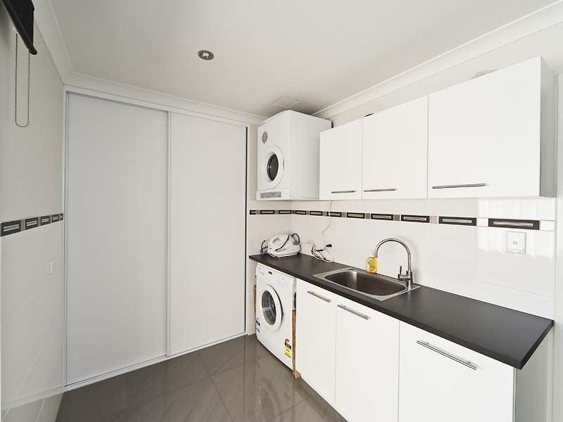 10 Hamelin Drive, Munster WA 6166