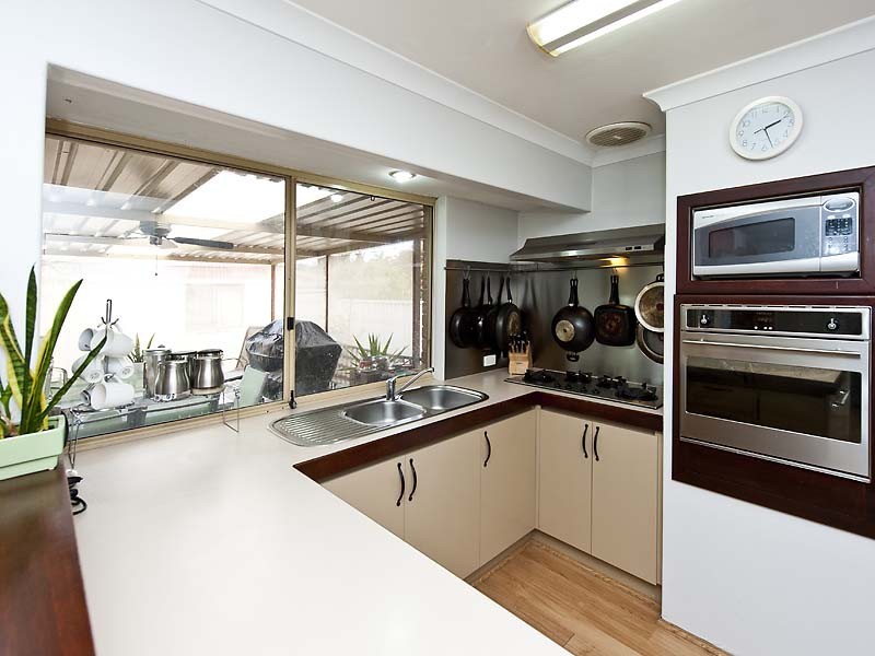 6 Rapania Rise, Yangebup WA 6164